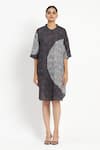 Satya Paul_Black Linen Printed Phulkari Mandarin Collar The Milky Way Tunic _Online_at_Aza_Fashions