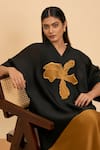 ORIGANI_Black Chanderi Silk Applique Bloom V Neck Kurta Pant Set _at_Aza_Fashions