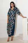 Buy_Akanksha Mago_Blue Georgette Print Abstract V Neck Chevron Embroidered Kurta With Pant _at_Aza_Fashions