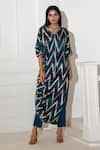 Akanksha Mago_Blue Georgette Print Abstract V Neck Chevron Embroidered Kurta With Pant _Online_at_Aza_Fashions