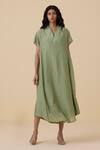 The Summer House_Green Cotton Silk Plain V Neck Meer Kaftan Dress _at_Aza_Fashions