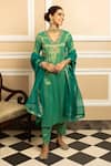 Buy_Dohr India_Green Kurta And Pant Tissue Blend Embroidered Dabka Suhani Metallic Zari Set _at_Aza_Fashions