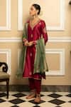 Dohr India_Wine Kurta And Pant  Silk Chanderi Embroidery Zari V Naaz Floral Butti Set _Online_at_Aza_Fashions