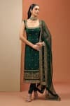 Buy_Esha Koul_Green Chanderi Embroidered Sequin Square And Thread Kurta Set _at_Aza_Fashions