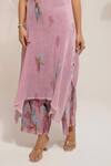 Buy_PREETI MEHTA_Pink Lurex Chinon In 60% And 40% Polyester Printed Lotus Boat Kurta With Pant _Online_at_Aza_Fashions