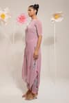 Buy_PREETI MEHTA_Pink Lurex Chinon In 60% And 40% Polyester Printed Lotus Boat Kurta With Pant 