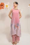 Buy_PREETI MEHTA_Pink Georgette Viscose 60% Printed Floral Beads Embroidered Neck Kurta With Pant _at_Aza_Fashions