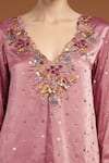 Buy_RIRASA_Pink Satin Embroidery Thread V Neck Gullista Kurta With Draped Skirt 