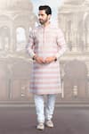 Buy_Char Chaand_Pink Silk Embroidery Thread Mirrorwork Kurta _at_Aza_Fashions