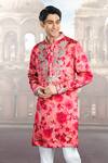 Buy_Char Chaand_Pink Satin Silk Printed Floral Kurta _Online_at_Aza_Fashions