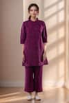 Buy_Samyukta Singhania_Purple Viscose Embroidery Phool Mandarin Collar Kiaa Kurta With Pant _at_Aza_Fashions