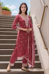 Buy_Samyukta Singhania_Red Kurta Dola Silk Hand Work Bead V Neck Floral Detailed Straight Set _at_Aza_Fashions