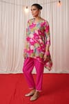 Chrkha_Pink Chanderi Silk Printed Floral Bird V Neck Embroidered Kurta And Pant Set _at_Aza_Fashions