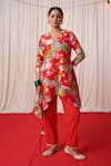 Buy_Chrkha_Red Chanderi Silk Printed Floral Bird V Neck Embroidered Kurta And Pant Set _at_Aza_Fashions