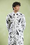 Buy_Arihant Rai Sinha_White Chanderi, Silk Embroidery Floral Bloom Kurta With Pyjama 