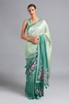 Buy_Akutee_Green Pure Silk Chanderi Suman Painted Ombre Saree With Unstitched Blouse Piece _at_Aza_Fashions