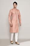 Shop_Arihant Rai Sinha_Peach Silk, Jacquard Abstract Butti Pattern Kurta 