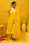 MITHI SUPARI_Yellow Jute Linen Embroidered Zari V Neck Lalitha And Zardozi Kurta Pant Set _at_Aza_Fashions