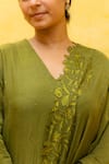 Buy_MITHI SUPARI_Green Malai Chanderi Embroidered Thread V Neck Ratna Kurta Set _Online_at_Aza_Fashions