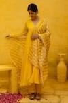 Shop_MITHI SUPARI_Yellow Pure Silk Chnaderi Embroidered Thread V Neck Rajni Anarkali Set _Online_at_Aza_Fashions