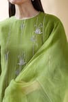 Buy_Samyukta Singhania_Green Kurta And Pant Mul Chanderi Embroidered Zari Round Floral Set 