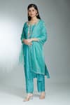 Samyukta Singhania_Green Kurta And Pant Raw Silk Embroidered Zardozi Round Floral Vine Set _at_Aza_Fashions