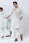 Buy_Kaha_Grey Cotton Silk Embroidery Abstract Thread Kurta With Pant _at_Aza_Fashions