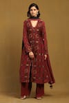 Buy_Ritu Kumar_Red Cotton Silk Jacquard Printed Geometric V Neck Kinnauri Kurta Set _at_Aza_Fashions