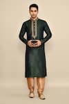 Buy_Arihant Rai Sinha_Green Kurta Jacquard Woven Geometric Set 