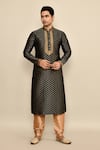 Shop_Arihant Rai Sinha_Green Kurta Jacquard Woven Flower Butta Set 