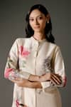 Balance by Rohit Bal_Ivory Chanderi Silk Print Blossomy Mandarin Collar Kurta With Palazzo _at_Aza_Fashions