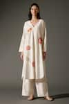 Buy_Balance by Rohit Bal_Ivory Chanderi Silk Print Flora V Neck And Embroidered Kurta With Palazzo _at_Aza_Fashions