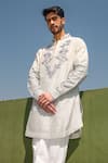 Buy_Char Chaand_Grey Silk Embroidery Chikankari Bloom Vine Ombre Kurta 