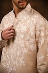 Buy_Char Chaand_Beige Linen Satin Embroidery Kashmiri Aari Bloom Kurta _Online_at_Aza_Fashions