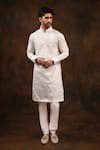 Buy_Char Chaand_White Silk Embroidery Chikankari Blossom Kurta _at_Aza_Fashions