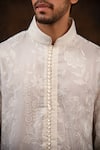 Buy_Char Chaand_White Silk Embroidery Chikankari Blossom Kurta _Online_at_Aza_Fashions