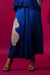 Buy_Stoique_Blue Mysore Silk Flamingo Pleated Skirt 