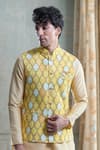 Buy_Aryavir Malhotra_Yellow Soft Cotton Woven Geometric Bandhani Nehru Jacket _at_Aza_Fashions