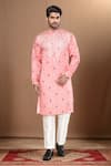 Buy_Arihant Rai Sinha_Pink Cotton Silk Print Dainty Bloom Motif Kurta _at_Aza_Fashions