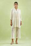 Buy_Kanika Sharma_White Kurta Crinkled Cotton Embroidery Thread V-neck High Low With Pant 