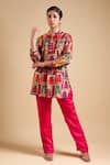 Buy_Thetaa_Pink Pure Silk Printed Jharokha Mandarin Collar Kurta And Straight Pant Set 