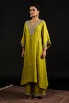 Reeti Arneja_Green Silk Embroidery Thread V Neck Metallic Blossom Kurta With Palazzo Pant _Online_at_Aza_Fashions