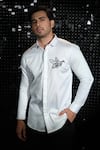 Buy_Sanjana reddy Designs_White Stretchable Cotton Embroidered Cutdana Bee Shirt _at_Aza_Fashions