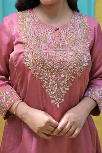 Samyukta Singhania_Magenta Denim, Organza Beads, Sequins, Floral Embroidered Bodice Kurta Pant Set _Online_at_Aza_Fashions