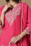 Samyukta Singhania_Pink Kurta And Pant Dola Silk Embroidered Thread Notched Straight Sharara Set _Online_at_Aza_Fashions