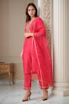 Buy_Samyukta Singhania_Pink Kurta And Pant Upada Silk Embroidered Thread V Neck Set _at_Aza_Fashions