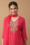 Samyukta Singhania_Pink Kurta And Pant Upada Silk Embroidered Thread V Neck Set _at_Aza_Fashions