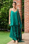 Buy_Ohaila Khan_Green Satin Embroidery Sequin V Neck Firoza Neckline Kurta Set _at_Aza_Fashions