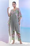 Pria Kataria Puri_Grey Georgette Print Tulip Blossom V Neck Kaftan With Pant _Online_at_Aza_Fashions