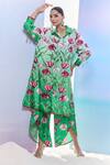 Pria Kataria Puri_Green Silk Printed Tulip Shirt Collar Shaded Kaftan With Pant _Online_at_Aza_Fashions